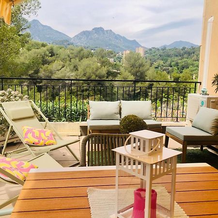 Mon Appart Avec Terrasse Et Piscine Roquebrune-Cap-Martin Exterior photo