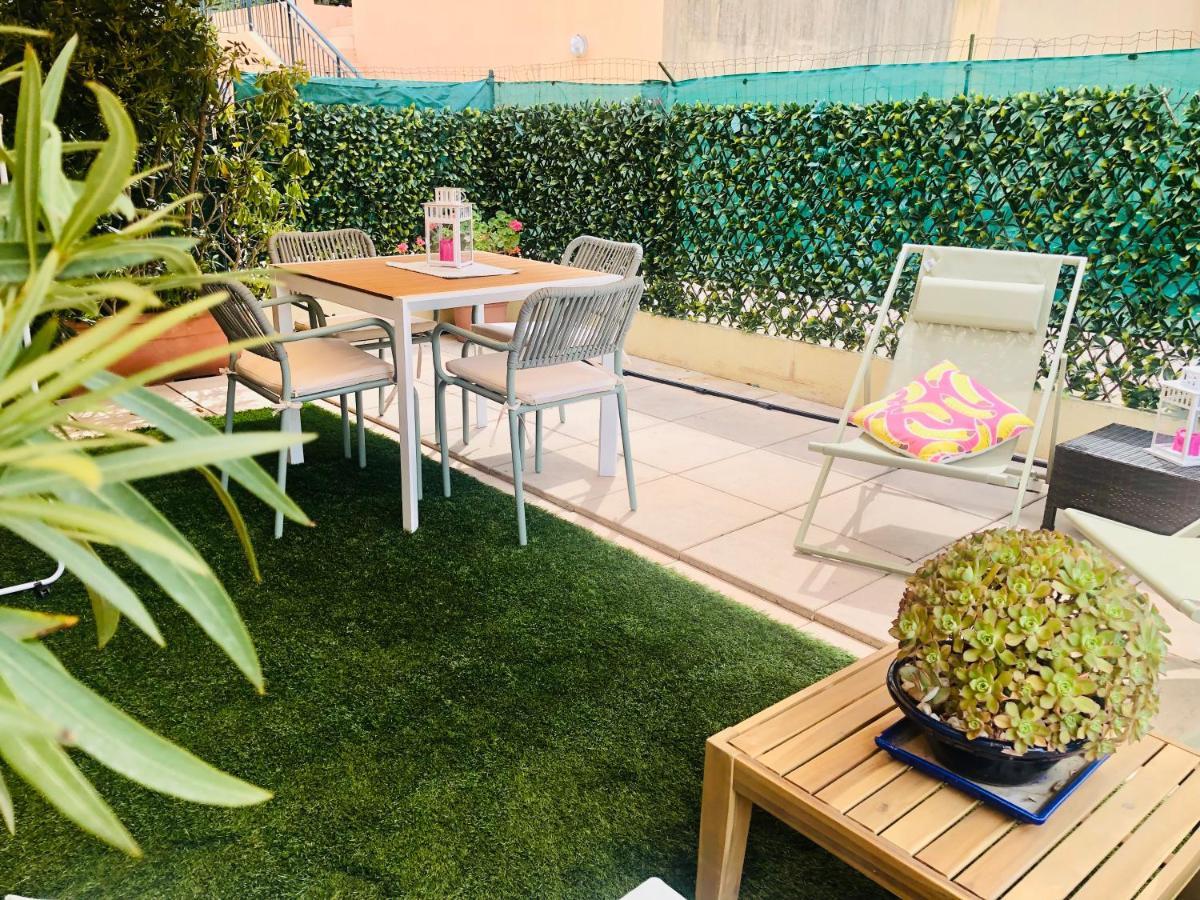 Mon Appart Avec Terrasse Et Piscine Roquebrune-Cap-Martin Exterior photo